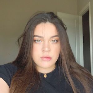 Meet your Posher, Shania